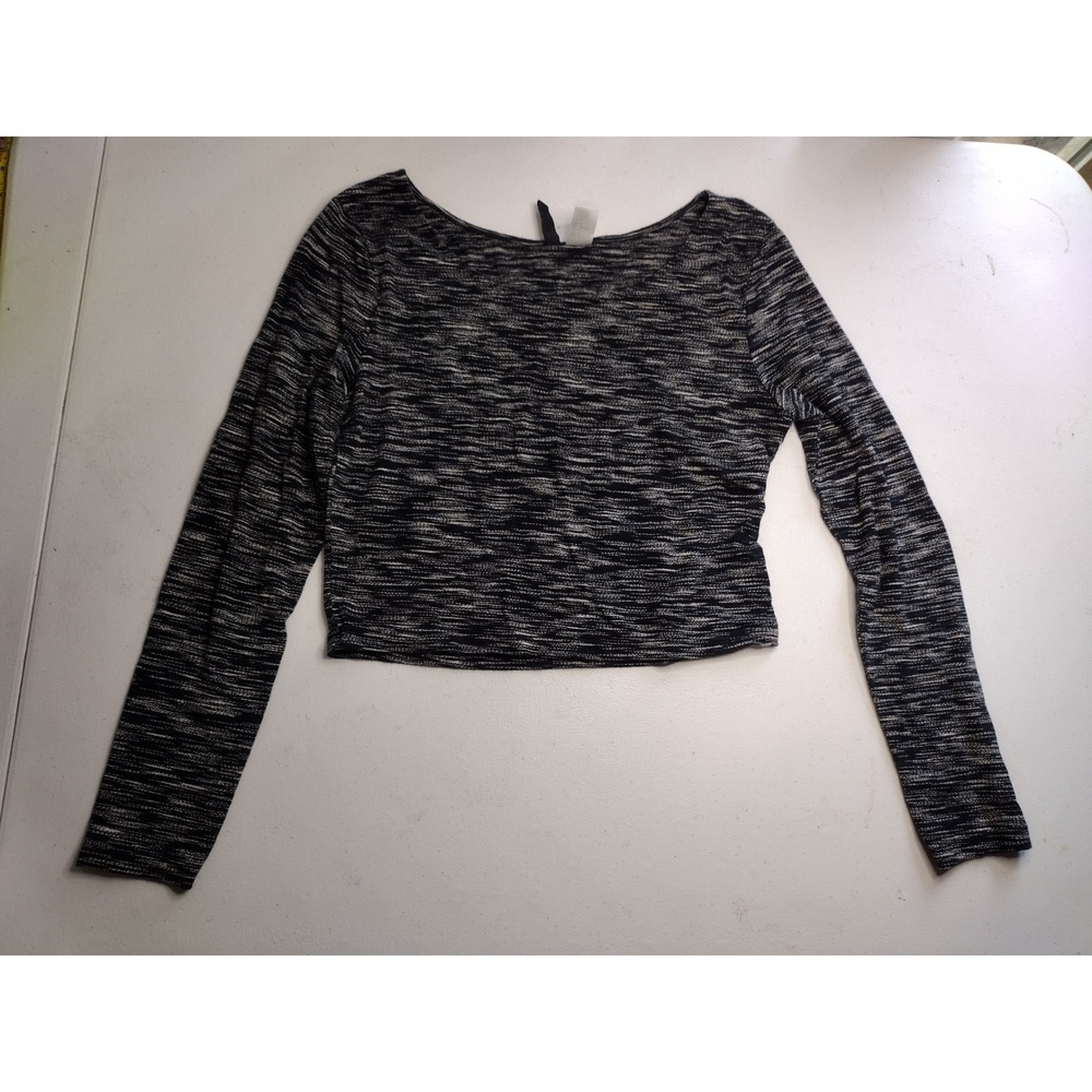 H&M Divided Women's Long Sleeve Cropped Knit Top Black‎ White Marled Size M